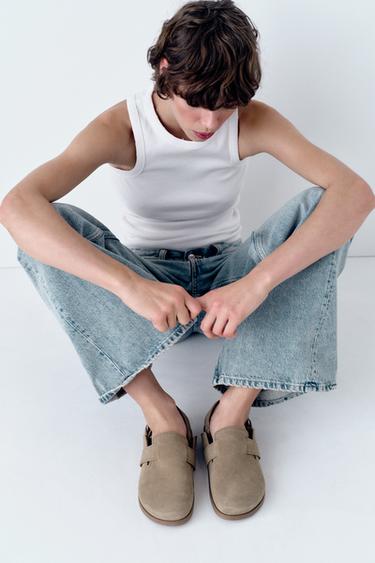 ЗАМШЕВЫЕ САБО НА ПЛОСКОЙ ПОДОШВЕ — ТЕМНЫЙ РЫЖЕВАТО-КОРИЧНЕВЫЙ от Zara — изображение 0