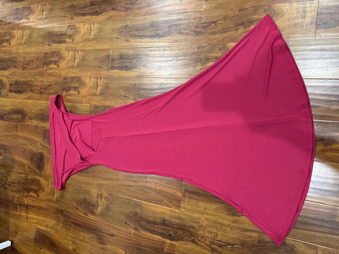 BORDEAUX GOWN - Image 2