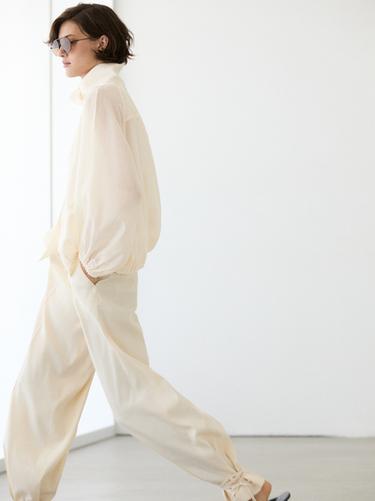 Chaqueta tipo bomber transparente - Crudo de Zara