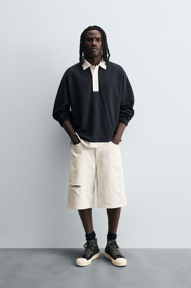 BERMUDA DENIM FOLGADA COM RASGOS - Branco-marfim da Zara - Imagem 0