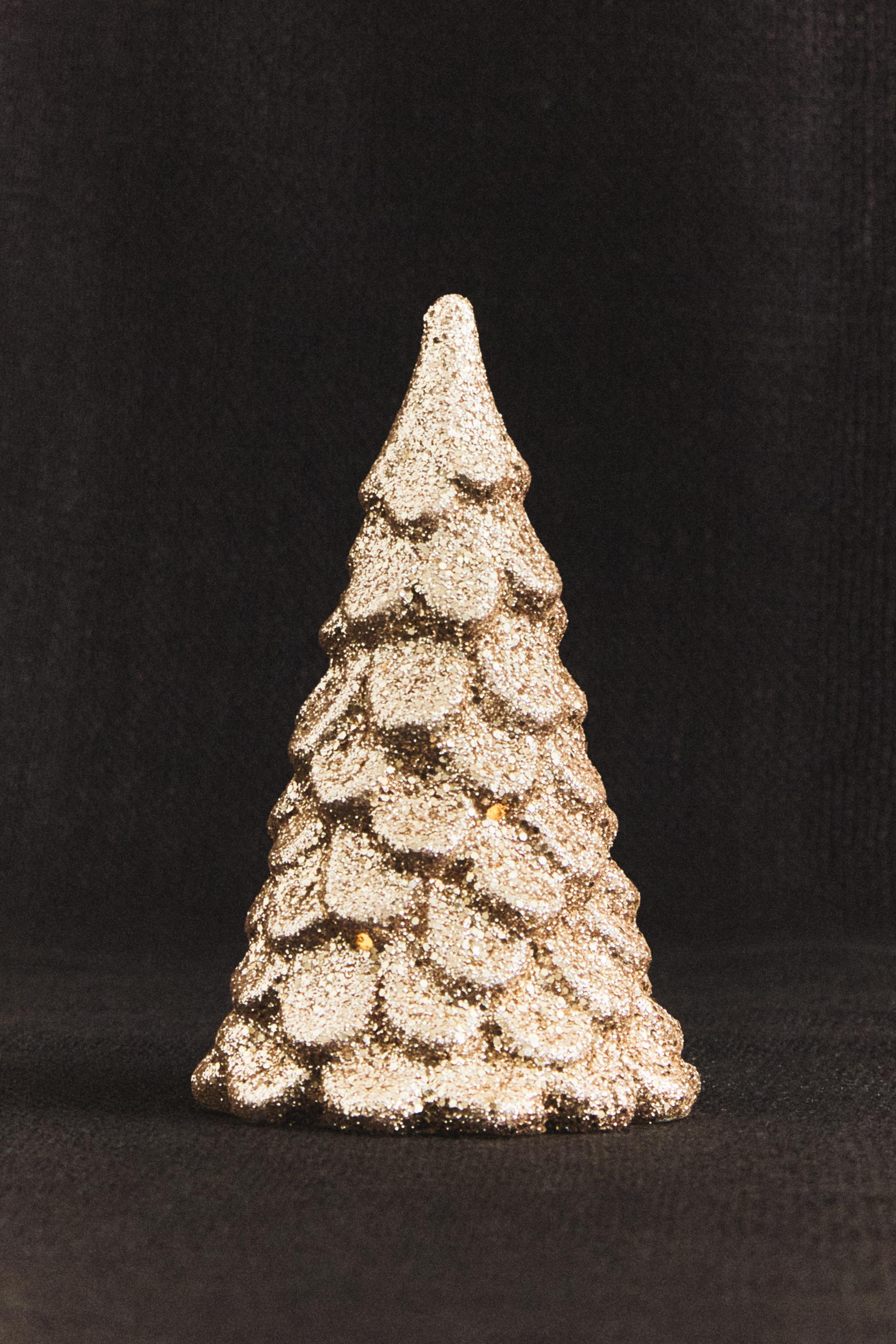 CHRISTMAS TREE LIGHT ORNAMENT