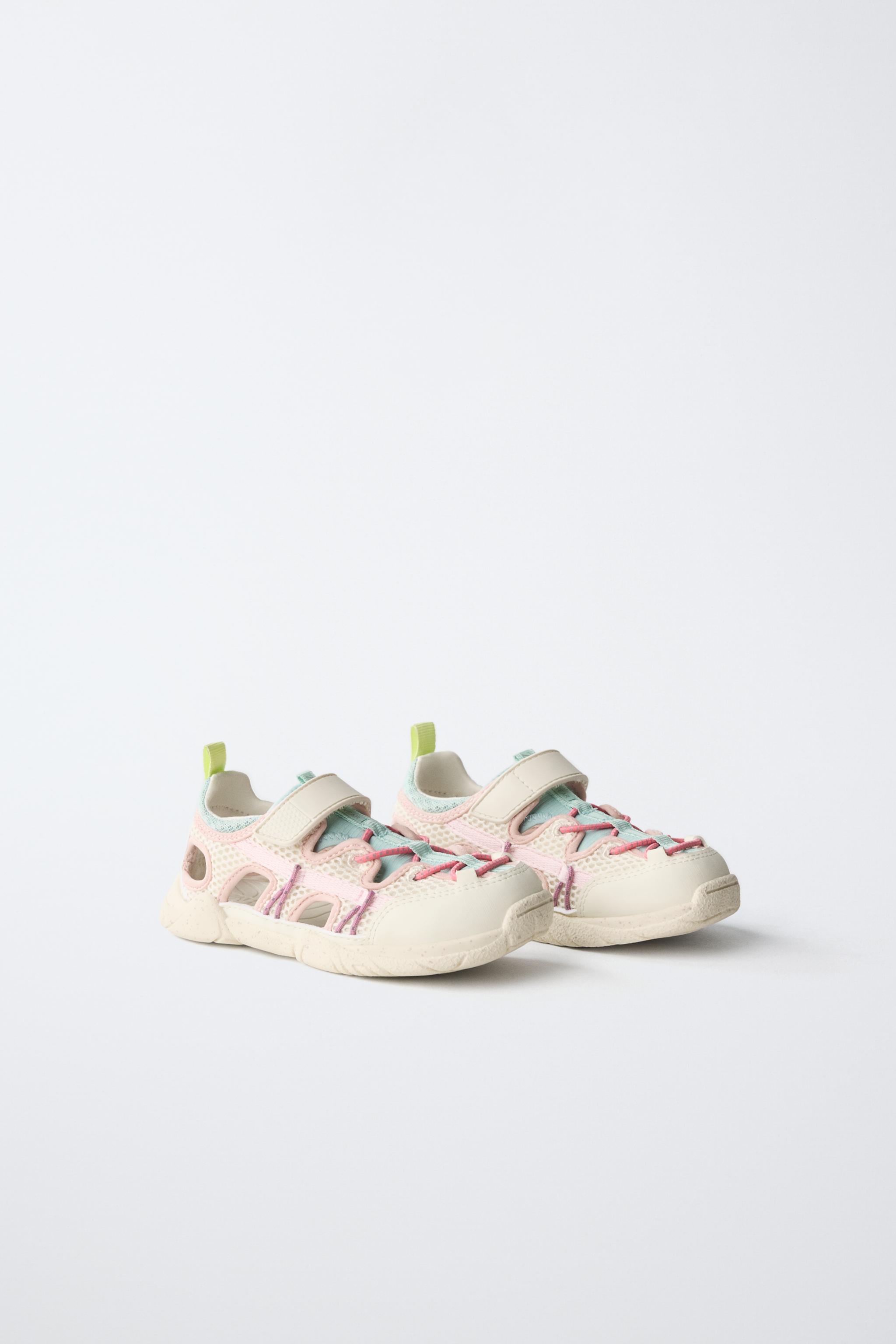 Детские кроссовки Zara BAREFOOT SNEAKERS WITH CUT-OUTS — фото 2