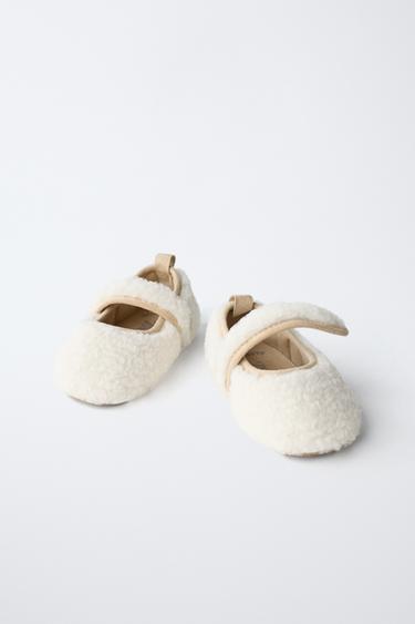 SHEARLING BALLET FLATS - Ecru White by Zara - Image 3