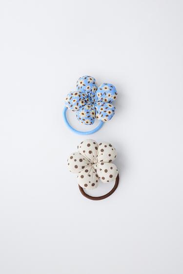 LOT DE DEUX CHOUCHOUS À FLEUR REMBOURRÉE - Écru de Zara - Image 3