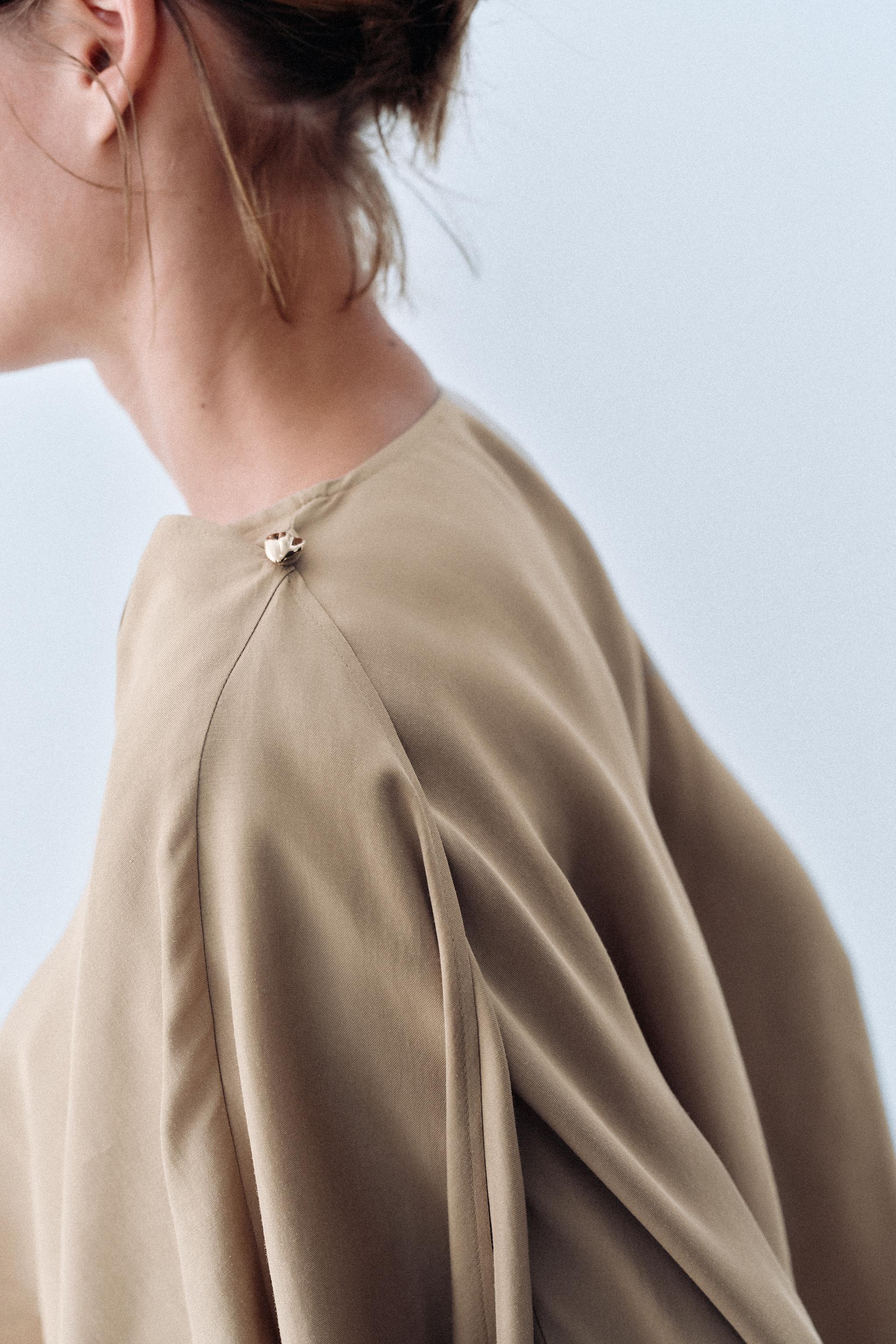 BLOUSE FLUIDE COL CAPE