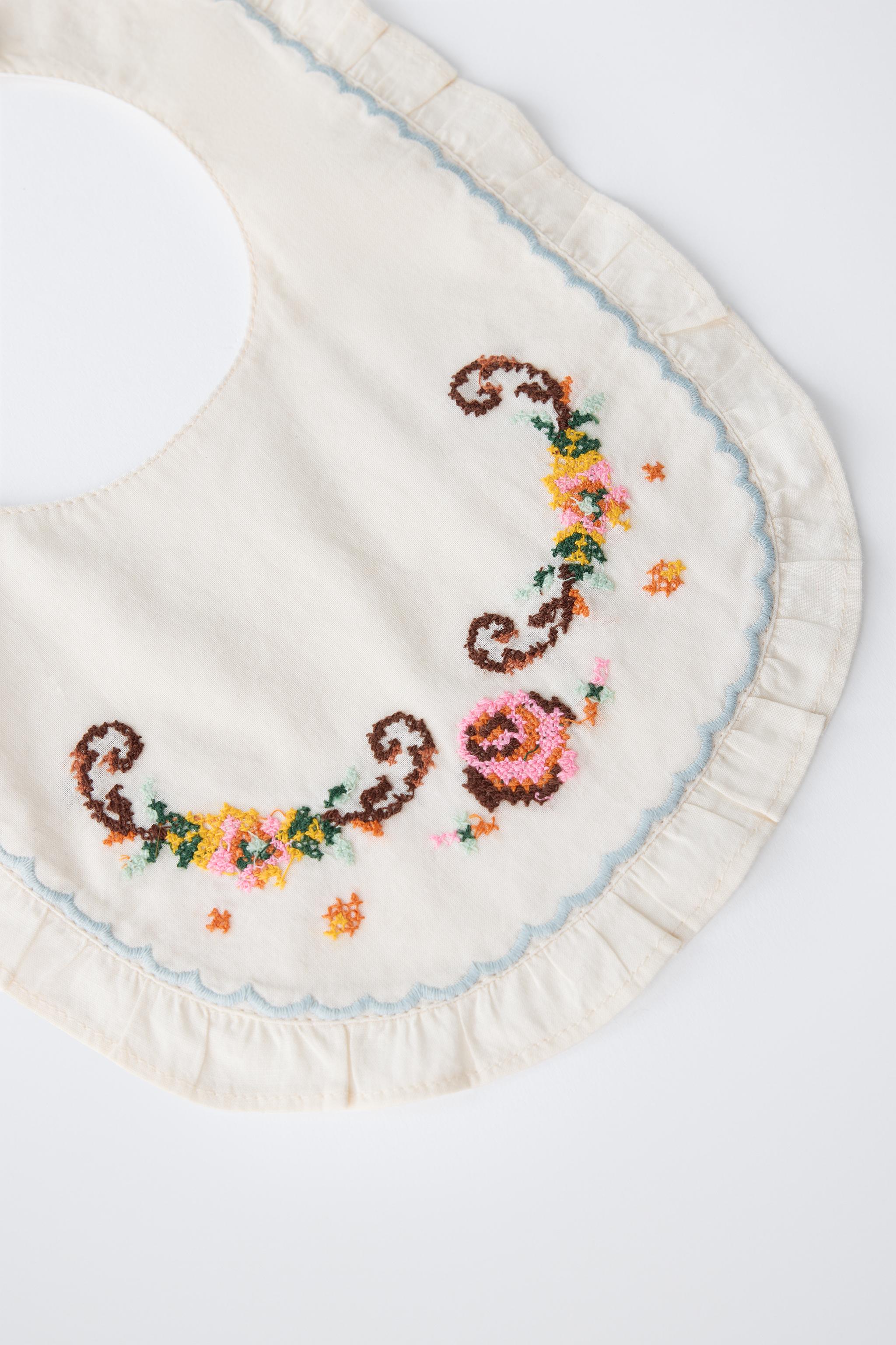 EMBROIDERED BIB