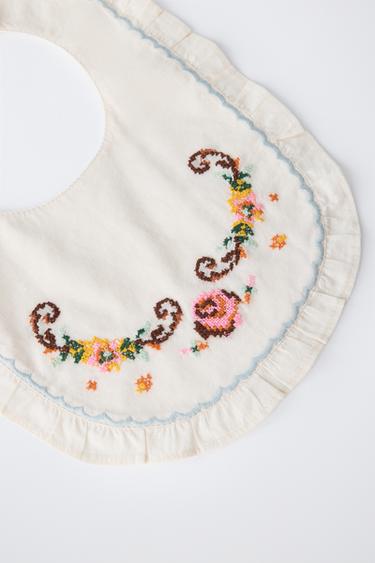 EMBROIDERED BIB - Ecru by Zara