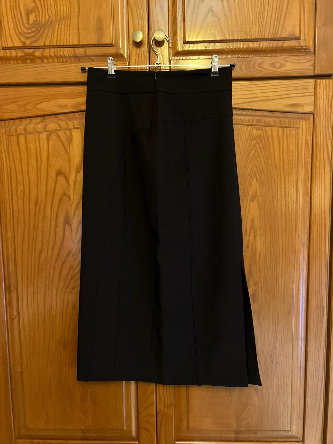 MIDI SKIRT IN STRETCH FABRIC WITH PRONOUNCED SEAMS - Image 2