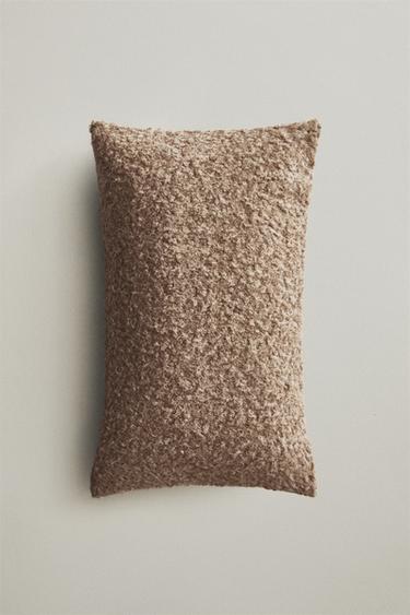 BRUSHED FAUX FUR CUSHION COVER - Light beige by Zara - Image 4