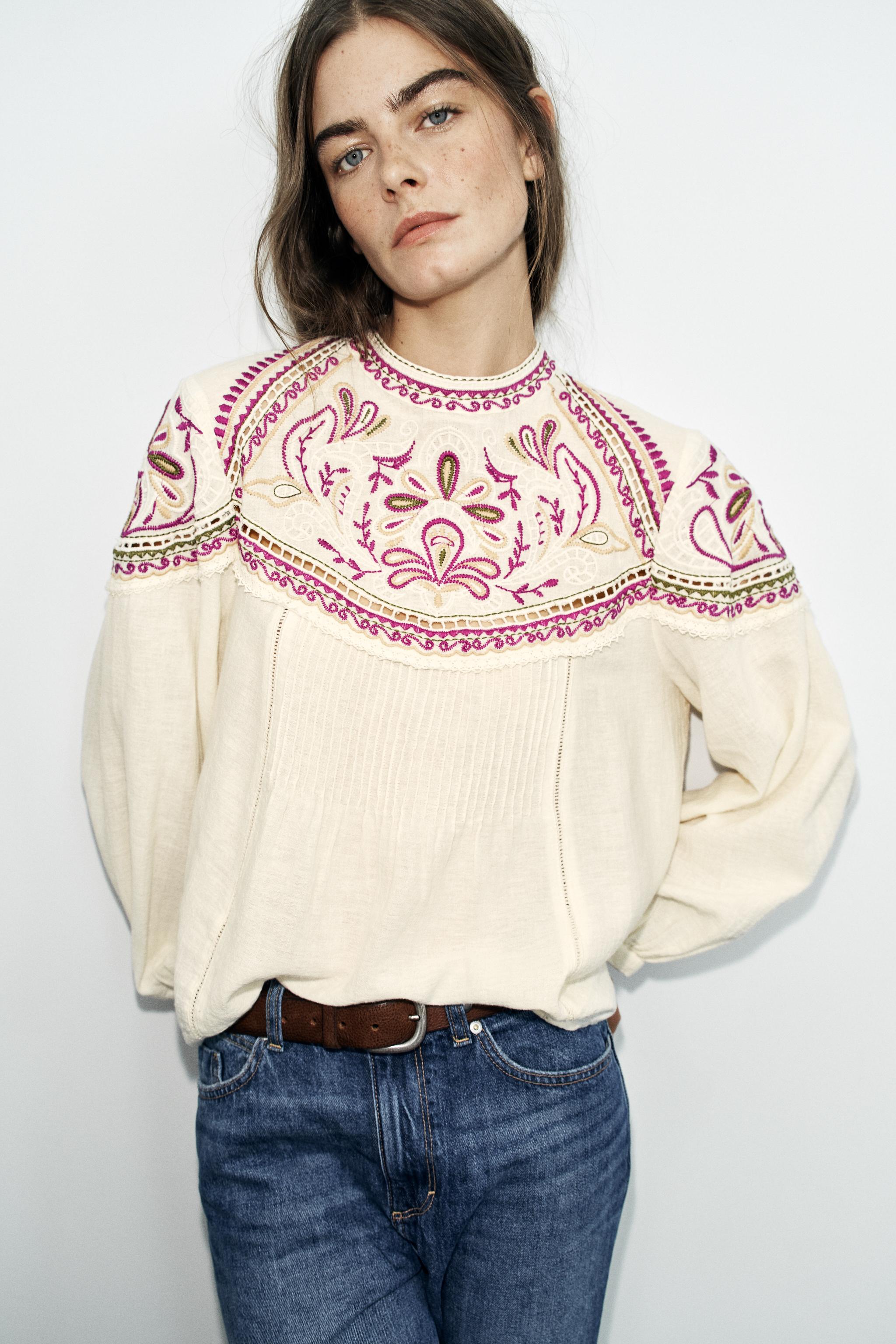 EMBROIDERED BLOUSE — Ecru
