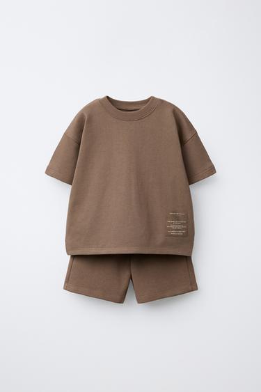 LABEL JOGGING T-SHIRT AND BERMUDA SHORTS SET - Brown by Zara