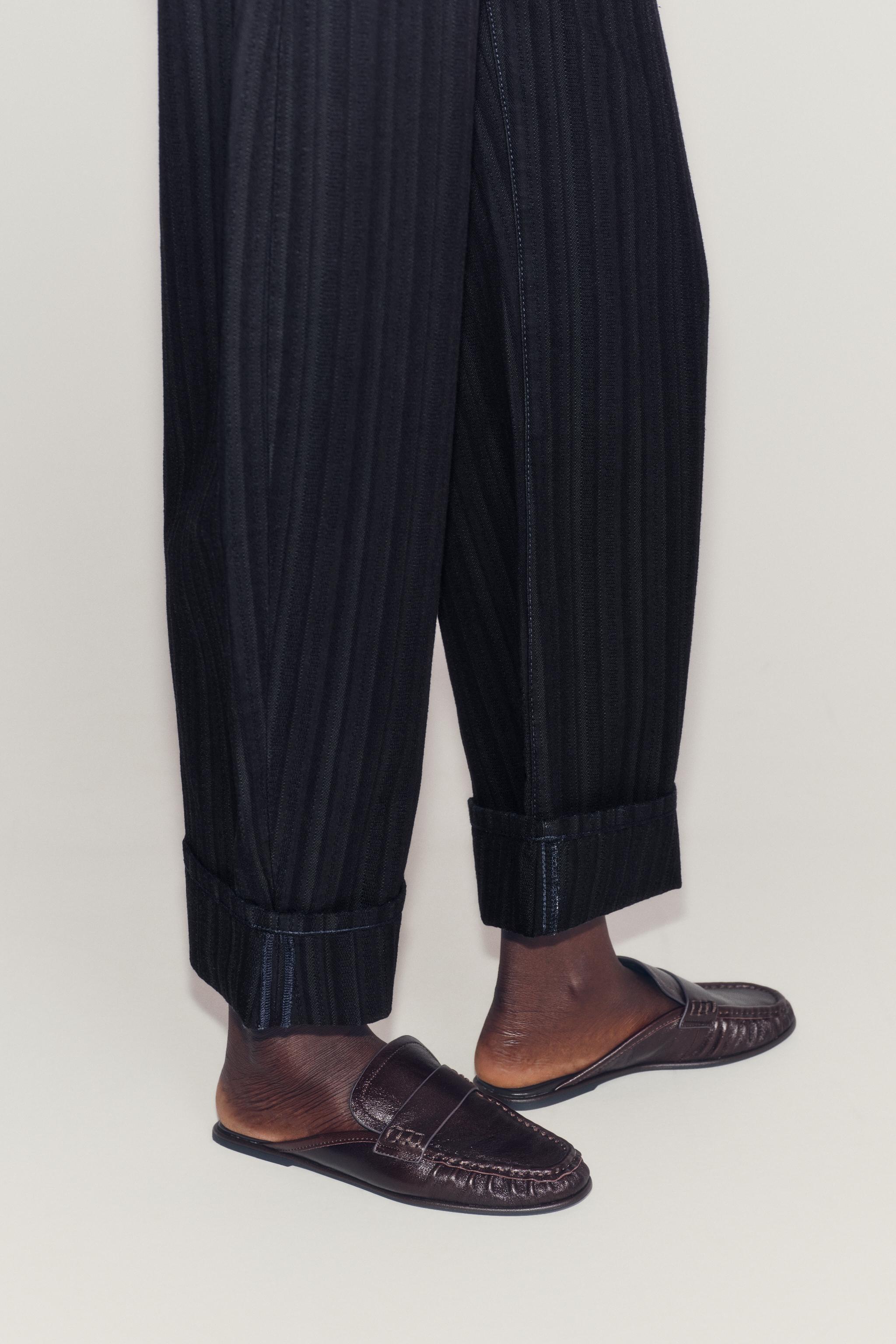 LEATHER SLINGBACK LOAFERS