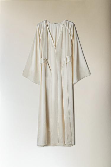 ROBE DE CHAMBRE SOIE BEIGE - Écru de Zara - Image 5