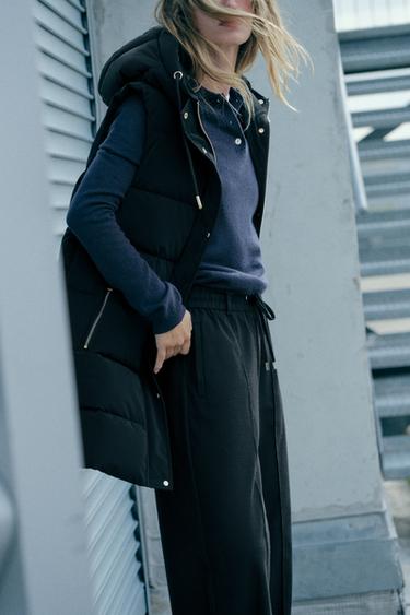 CHALECO LARGO ACOLCHADO - Negro de Zara