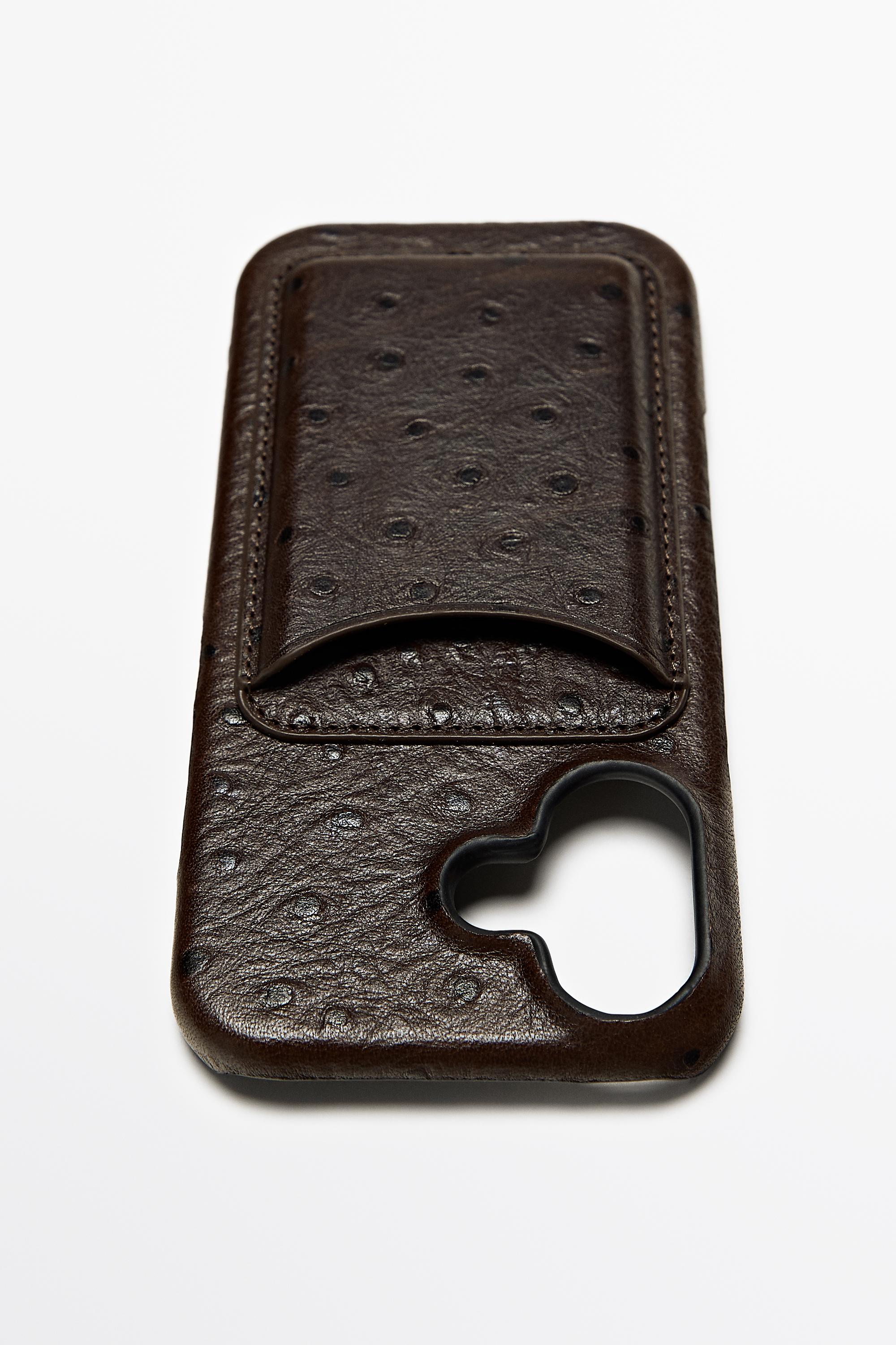 Textured Nappa leather iPhone 17 case