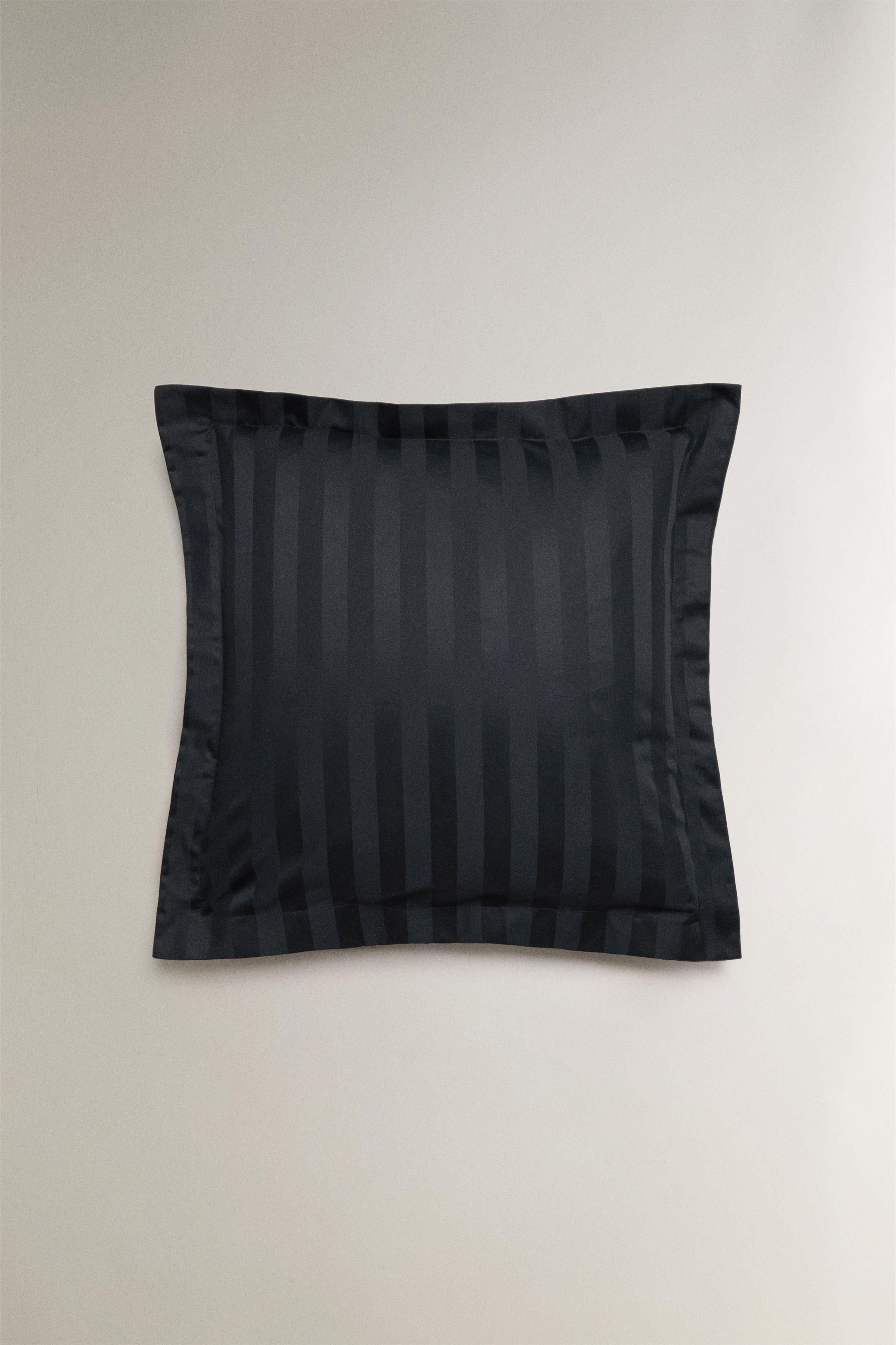 STRIPED SATEEN PILLOWCASE (500 THREAD COUNT)