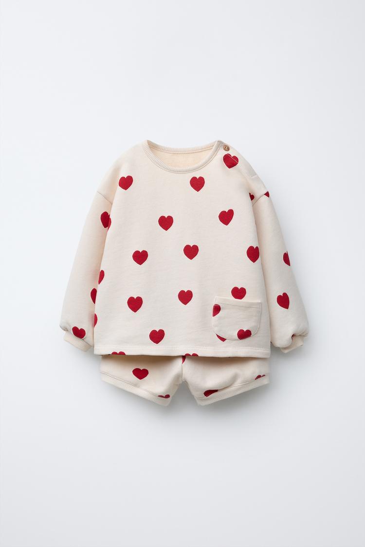 HEART PRINT SWEATSHIRT AND BERMUDA SHORTS SET