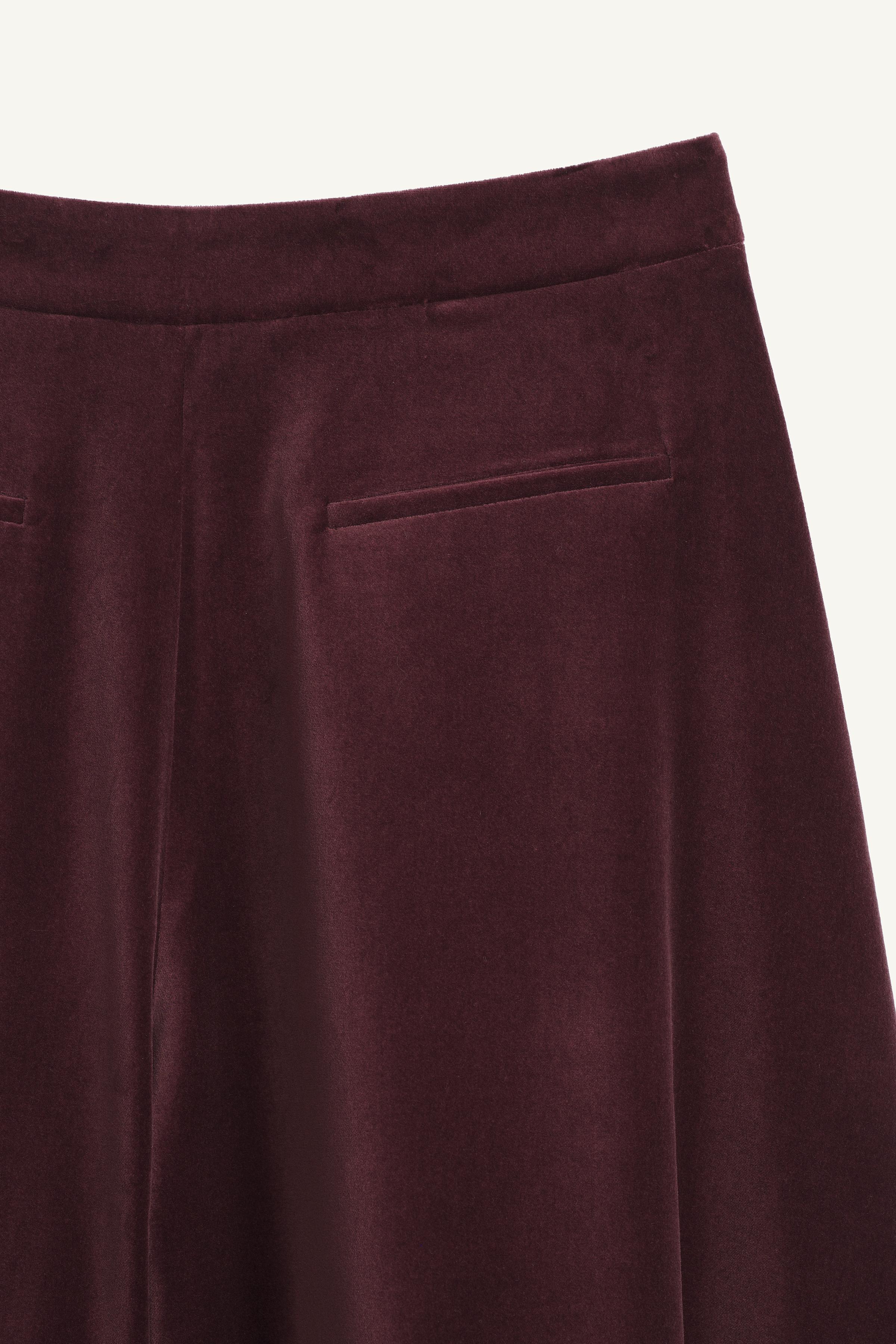 LIMITED EDITION WIDE-LEG VELVET BERMUDA SHORTS