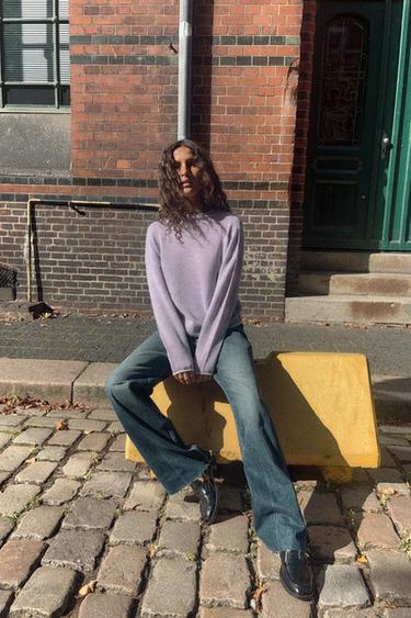 KNIT SWEATER WITH CONTRAST TRIMS - Lilac by Zara