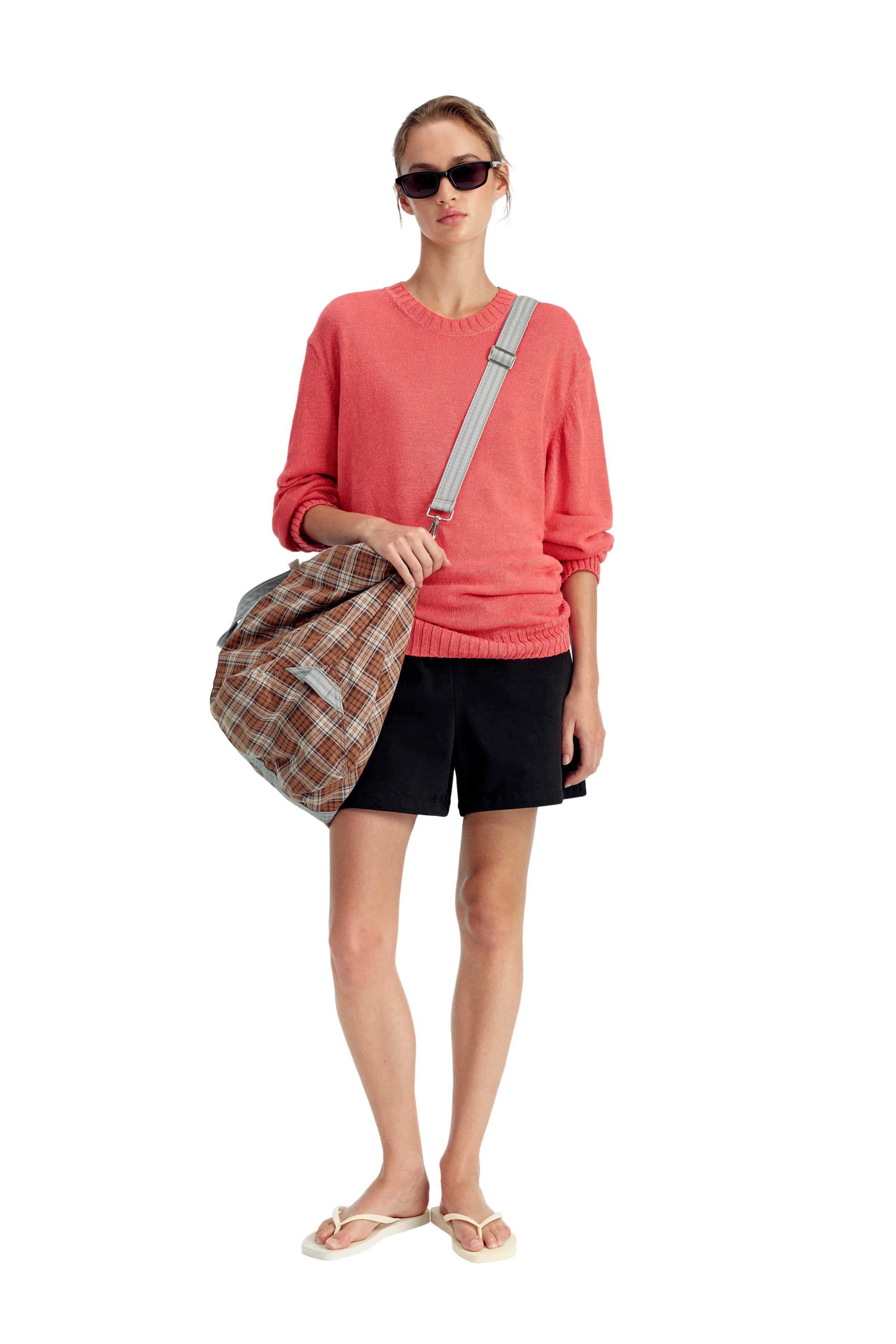 RELAXED FIT 100% LINEN SWEATER — Coral