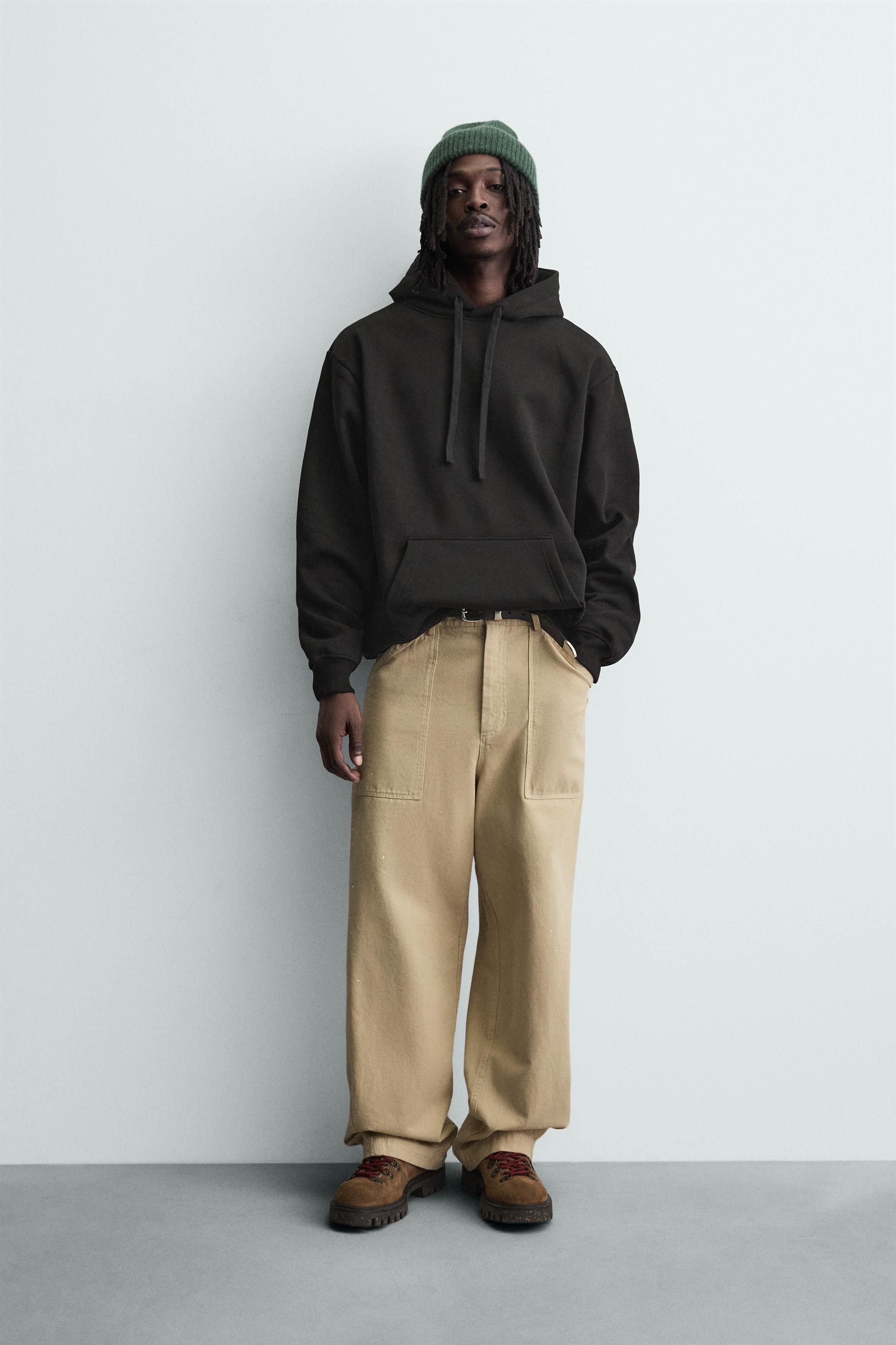 TEXTURED HOODIE SWEATSHIRT