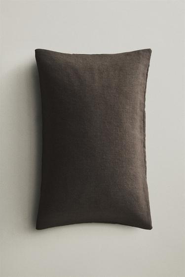 WASHED LINEN CUSHION COVER - Brown by Zara