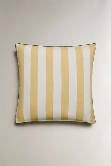 TAIE D’OREILLER COTON LAVÉ RAYURES - Jaune de Zara - Image 1