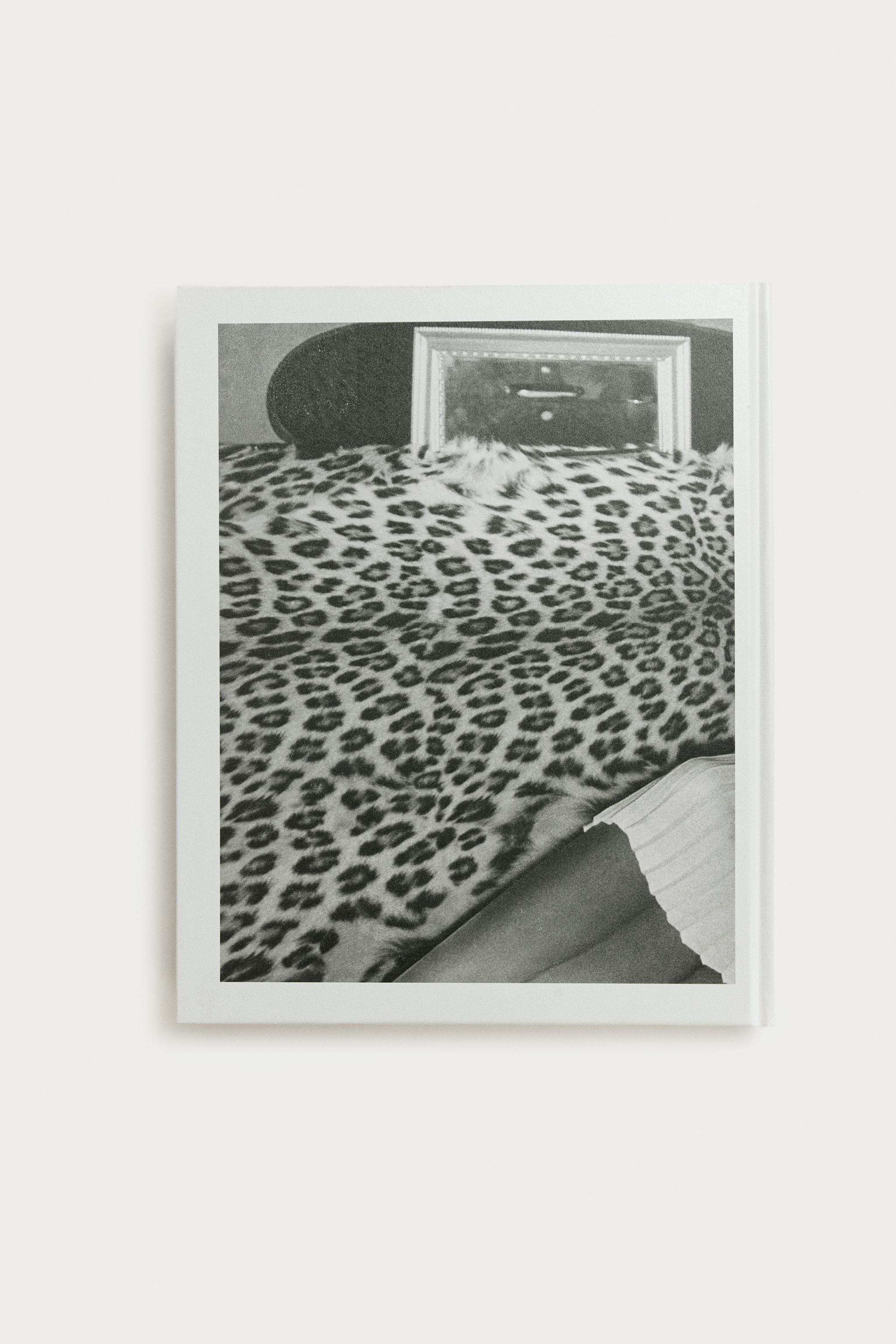 Zara MARISA BERENSON: A LIFE IN PICTURES KİTABI (İNGİLİZCE) görsel 7