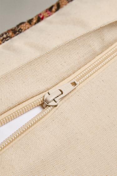 HOUSSE DE COUSSIN CARREAUX GÉOMÉTRIQUES - Beige clair de Zara - Image 3