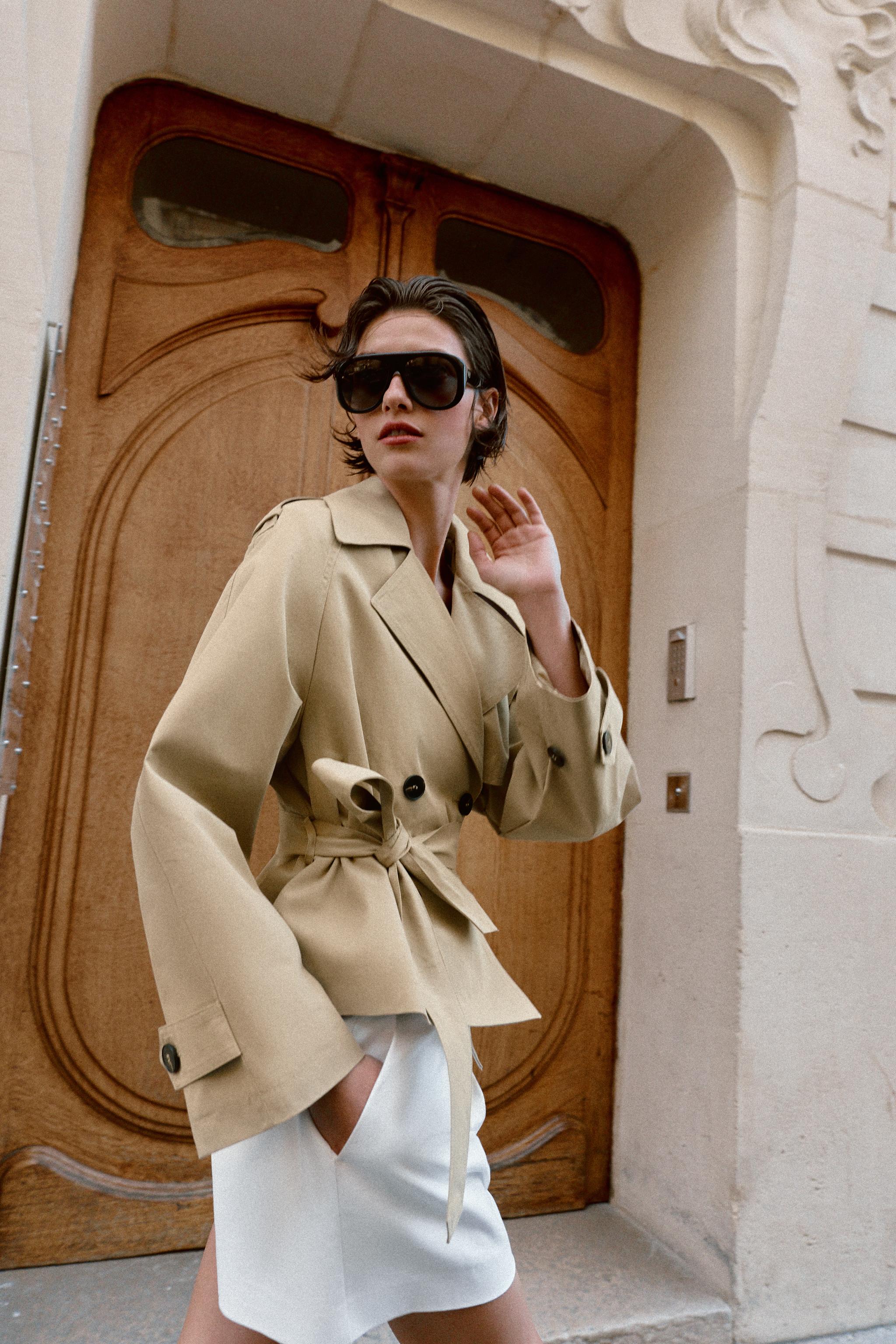 SHORT BELTED TRENCH COAT