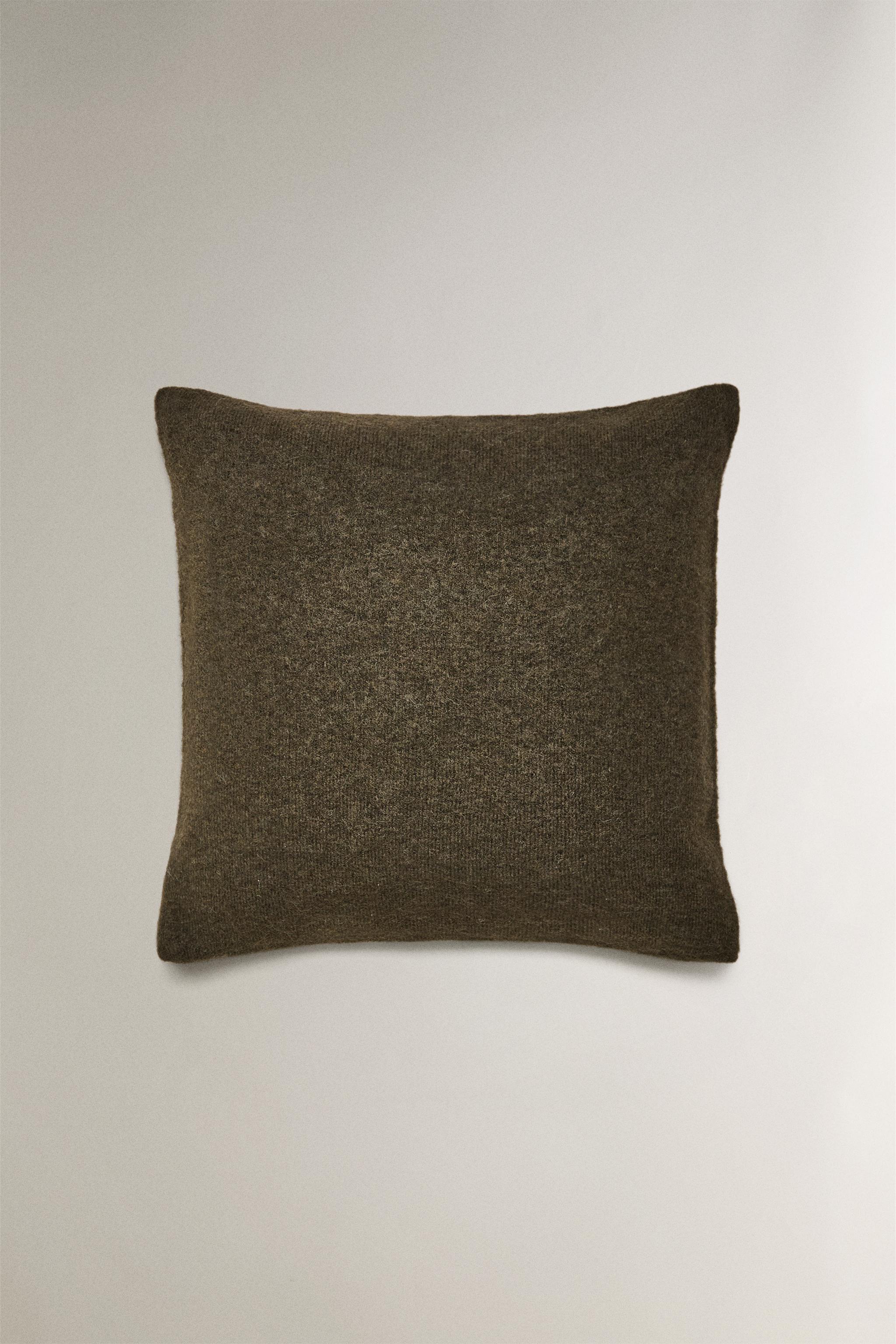 HOUSSE DE COUSSIN EN POINT
