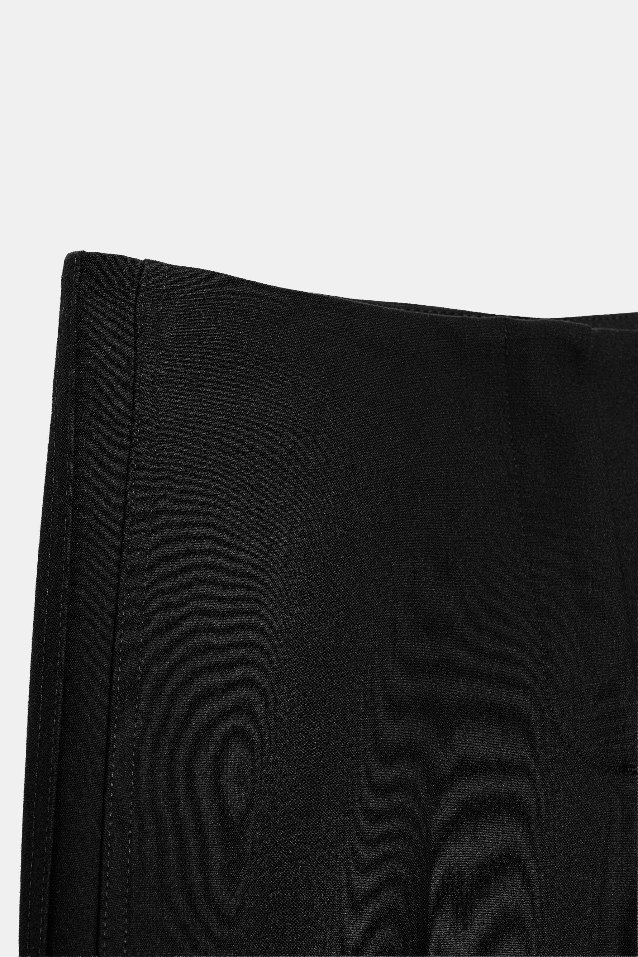LOW-RISE FLARE PANTS