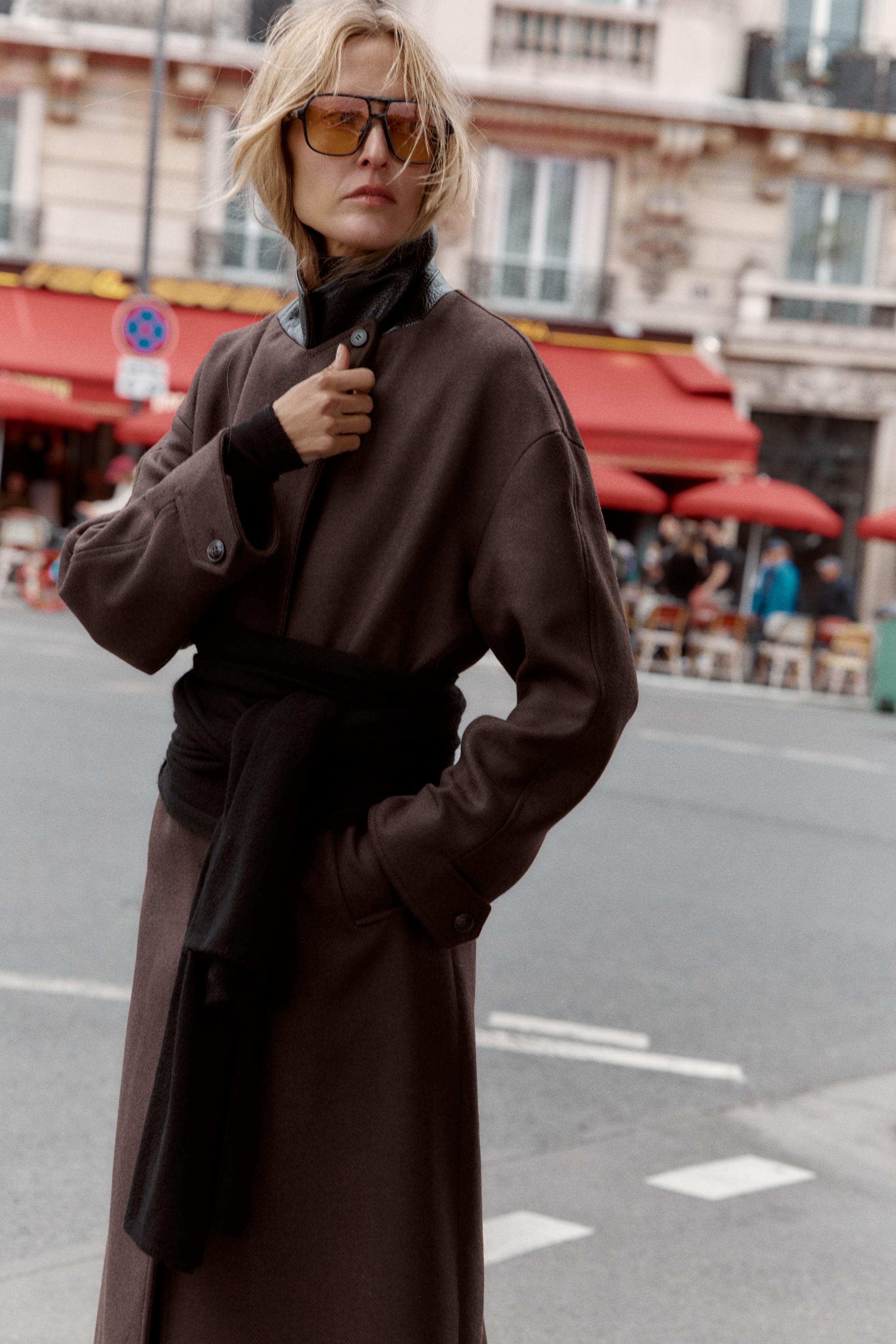 MANTEAU COL COMBINÉ MATIÈRE SYNTHÉTIQUE