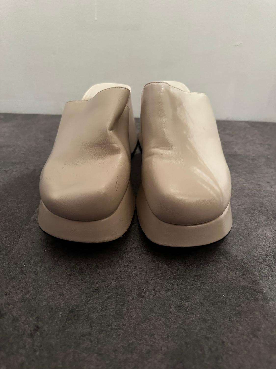 BLOCK HEEL PLATFORM CLOGS - Image 4