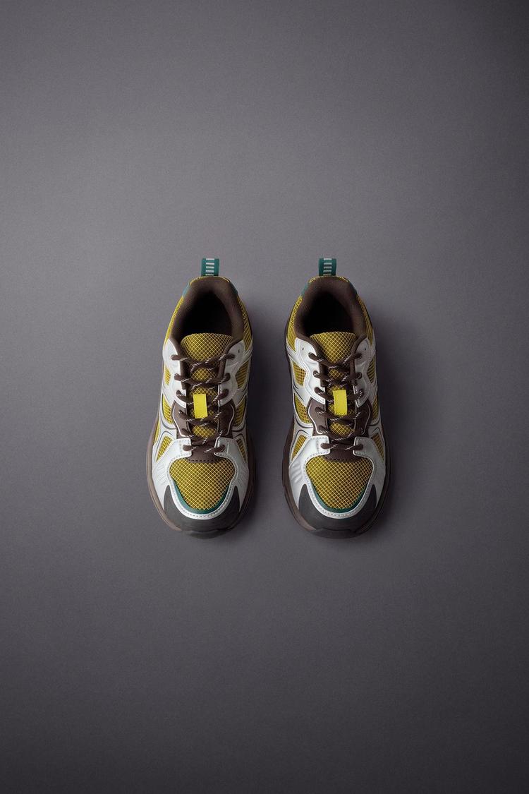 ZAPATILLA DEPORTIVA TÉCNICA REJILLA