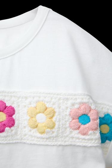 CROCHET FLOWER T-SHIRT - White by Zara