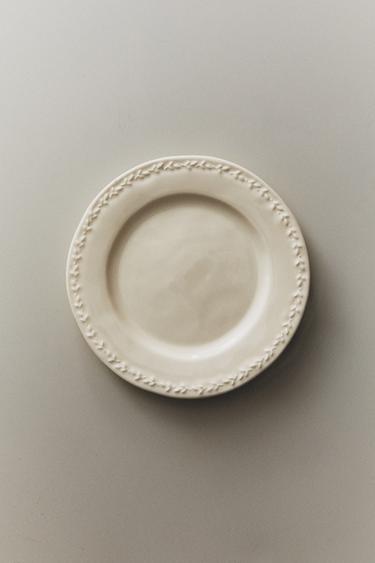 EARTHENWARE DESSERT PLATE WITH RAISED-DESIGN EDGE - Cream by Zara - Image 4