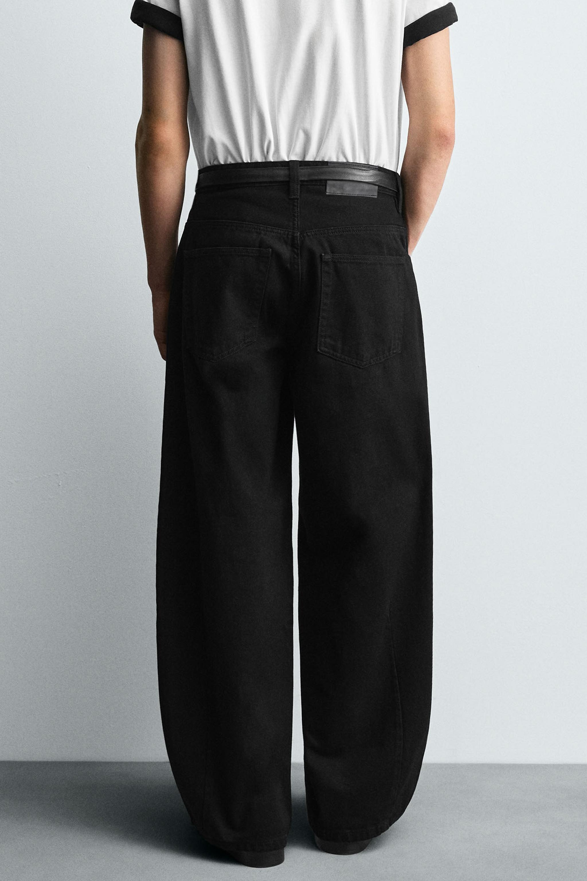 BALLOON FIT JEANS