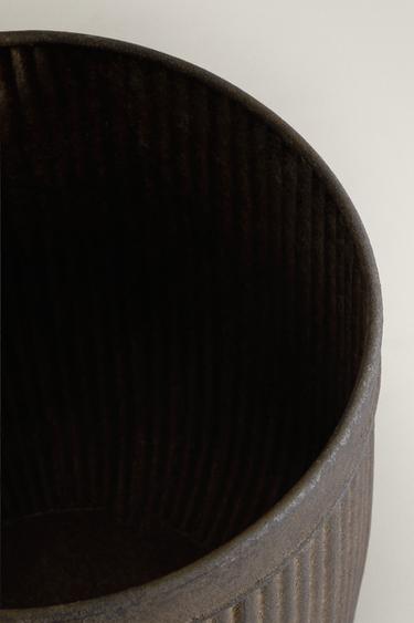 METAL FLOWERPOT — Metal brown 2