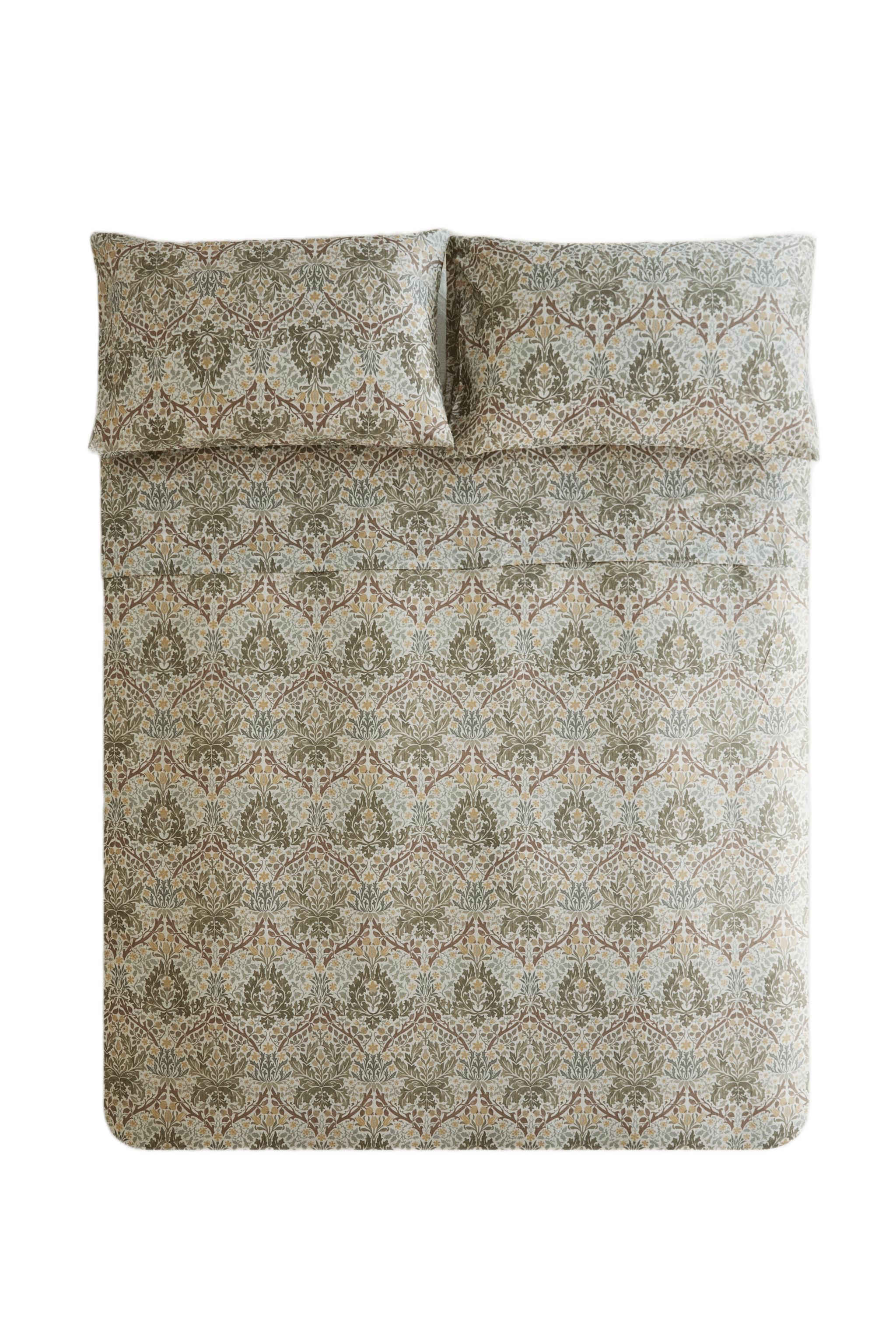 Set copripiumino in cotone satinato a fiori azzurro chiaro 240 x 220 cm Set copripiumino in cotone satinato a fiori azzurro chiaro 240 x 220 cm