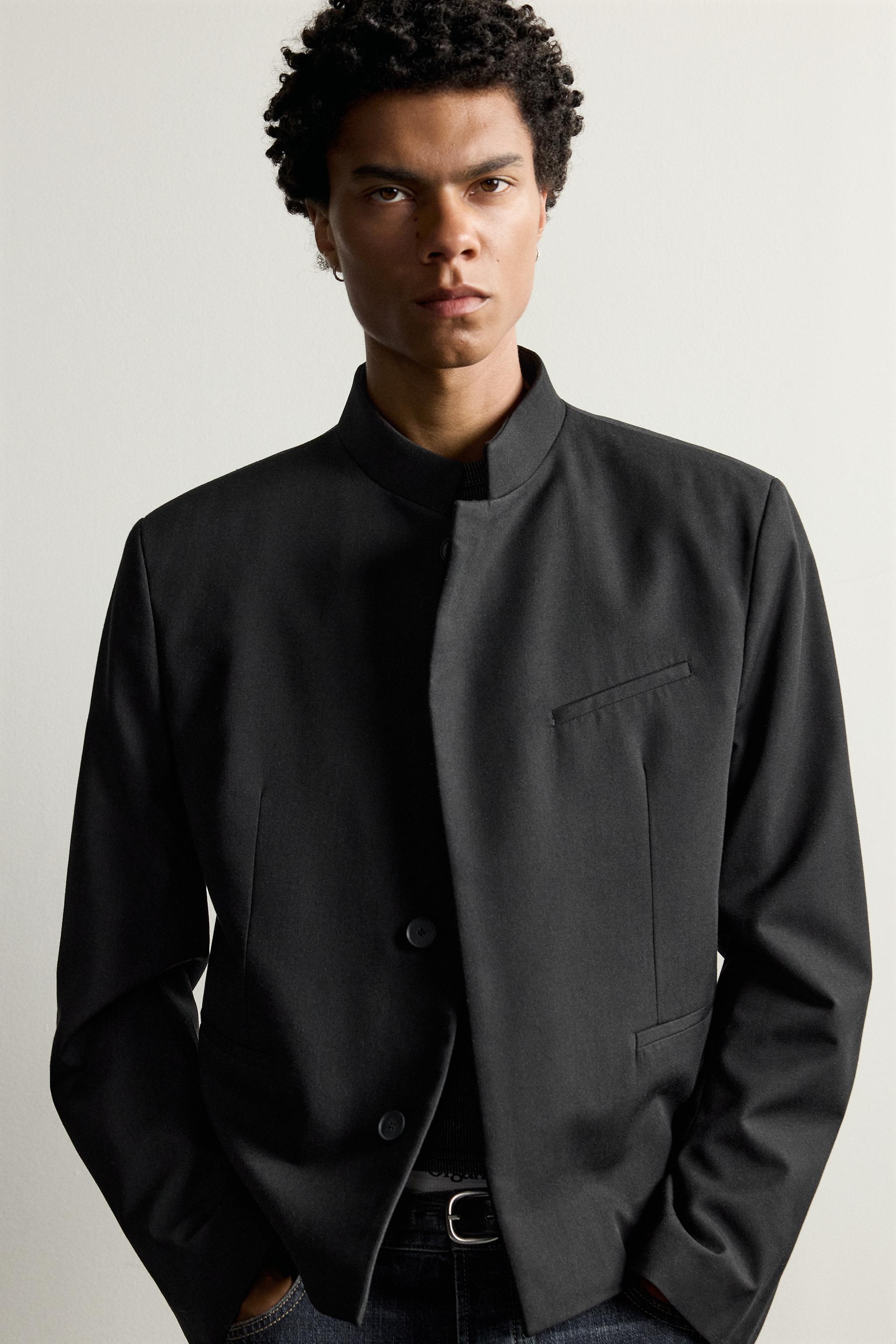 クロップドフィット ポケット ブレザー - ブラック | ZARA Japan / 日本