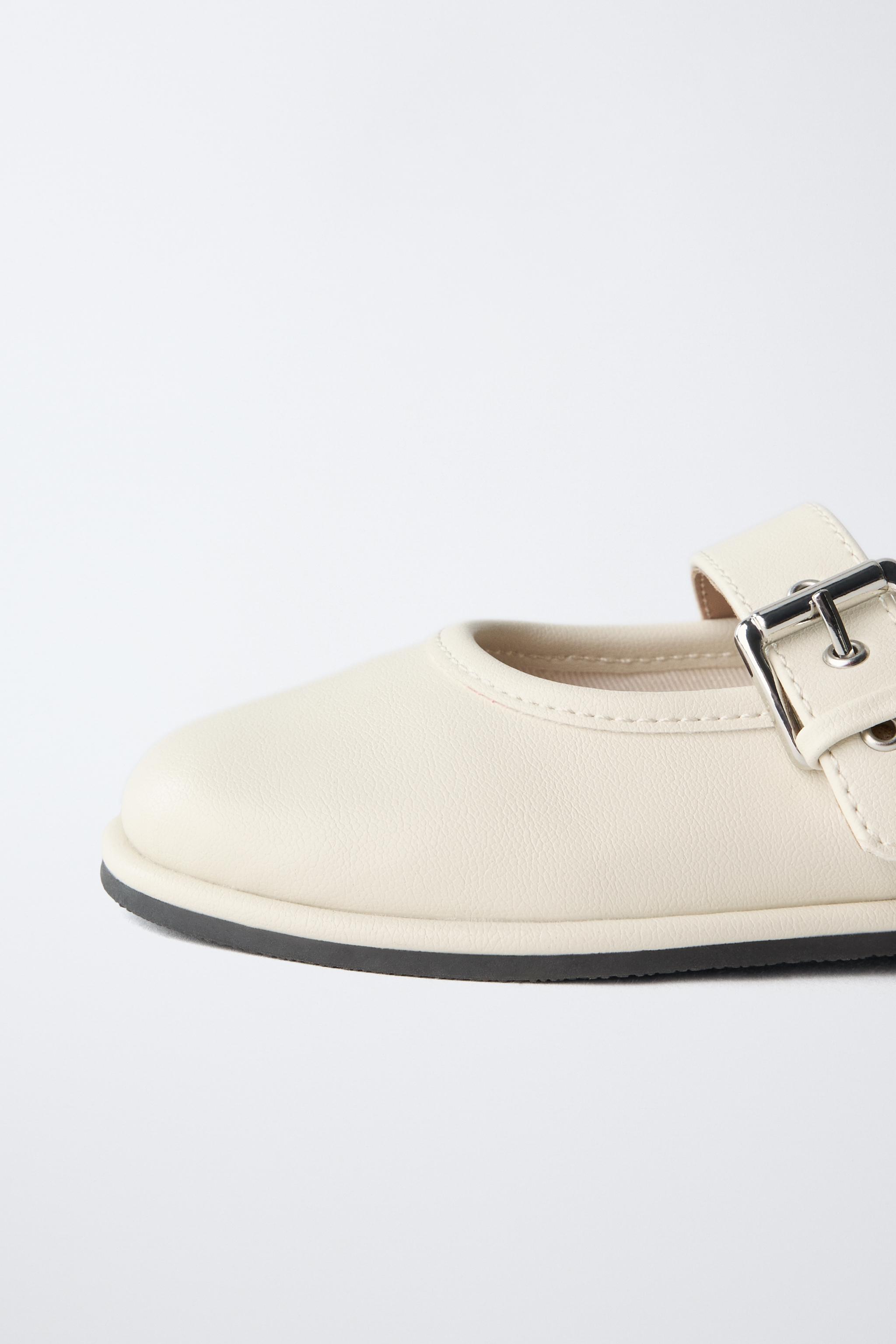 BUCKLE BALLERINA FLAT