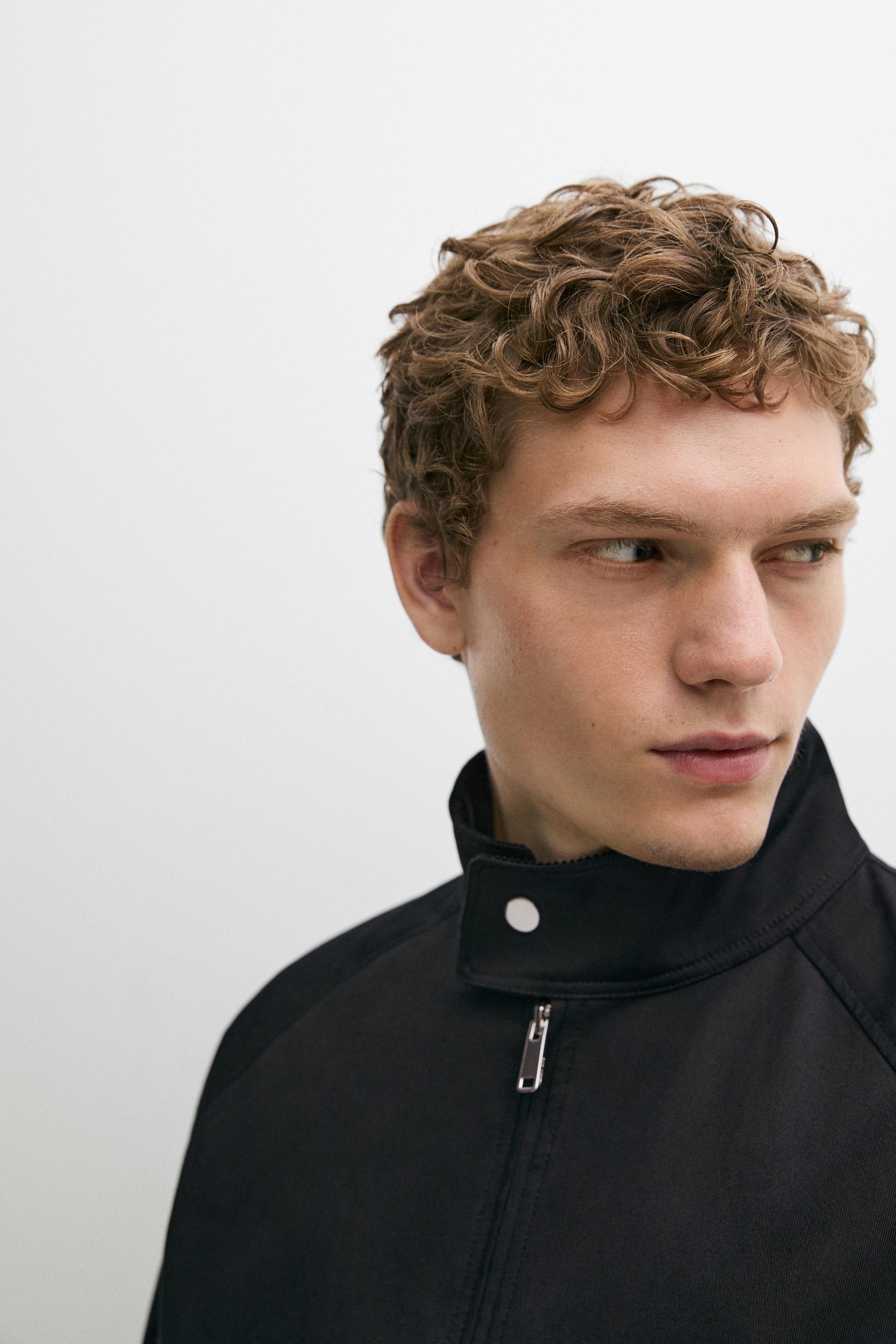 Bomber jacket with collar detail