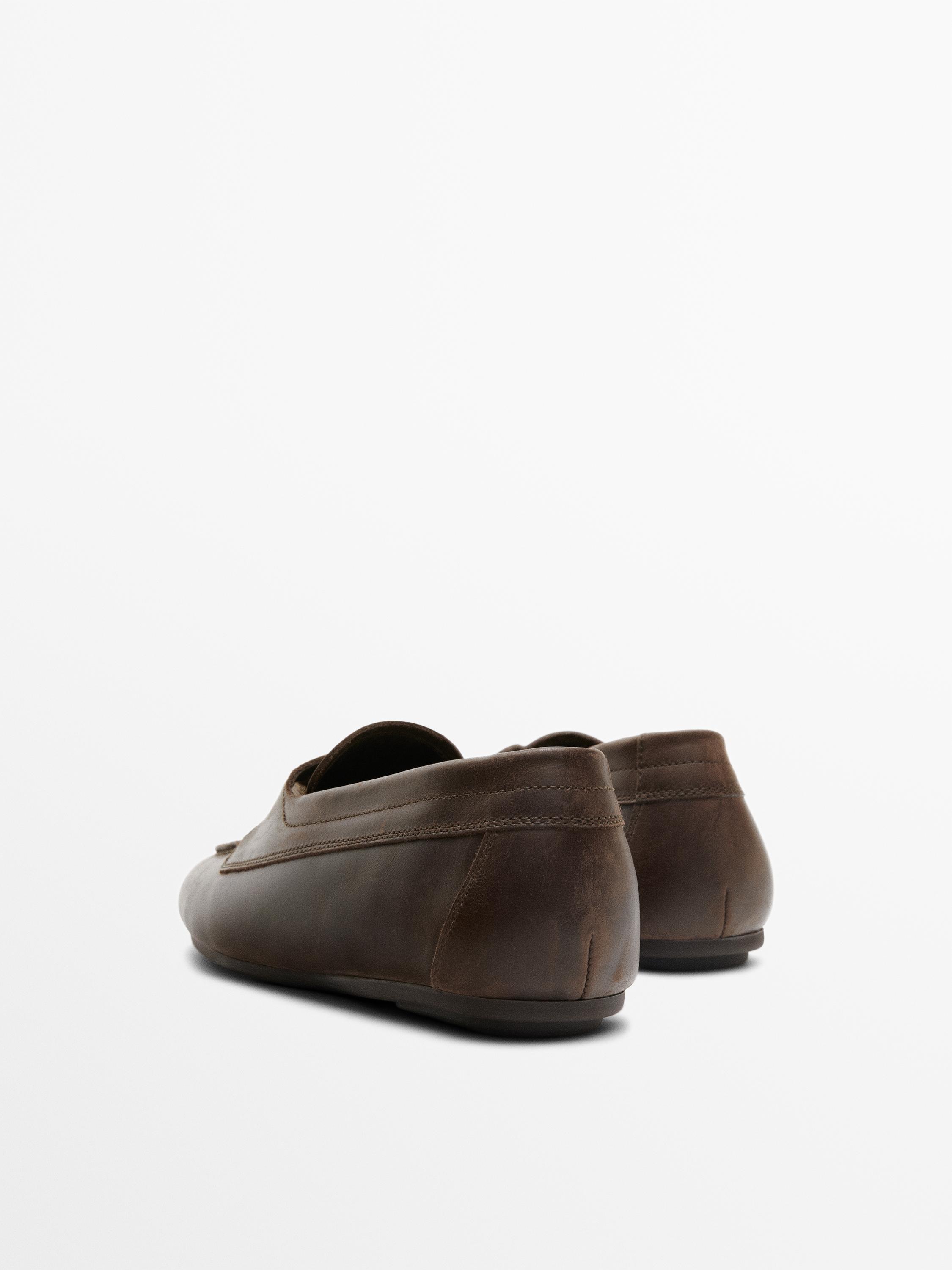 Chaussures bateau en cuir