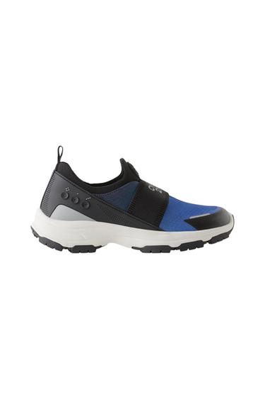 GAMING SNEAKERS