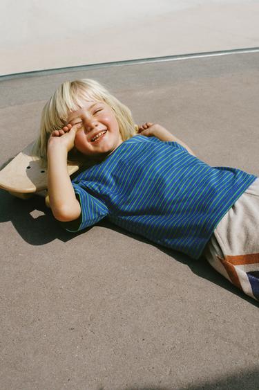CAMISETA RAYAS BOBBY SMALL © - Azul de Zara