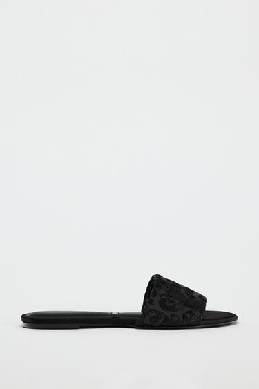 ANIMAL PRINT FLAT SANDALS - Black by Zara