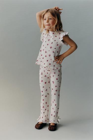 TOTAL LOOK RUFFLED T-SHIRT AND FLORAL TROUSERS - Biscuit by Zara - Image 0