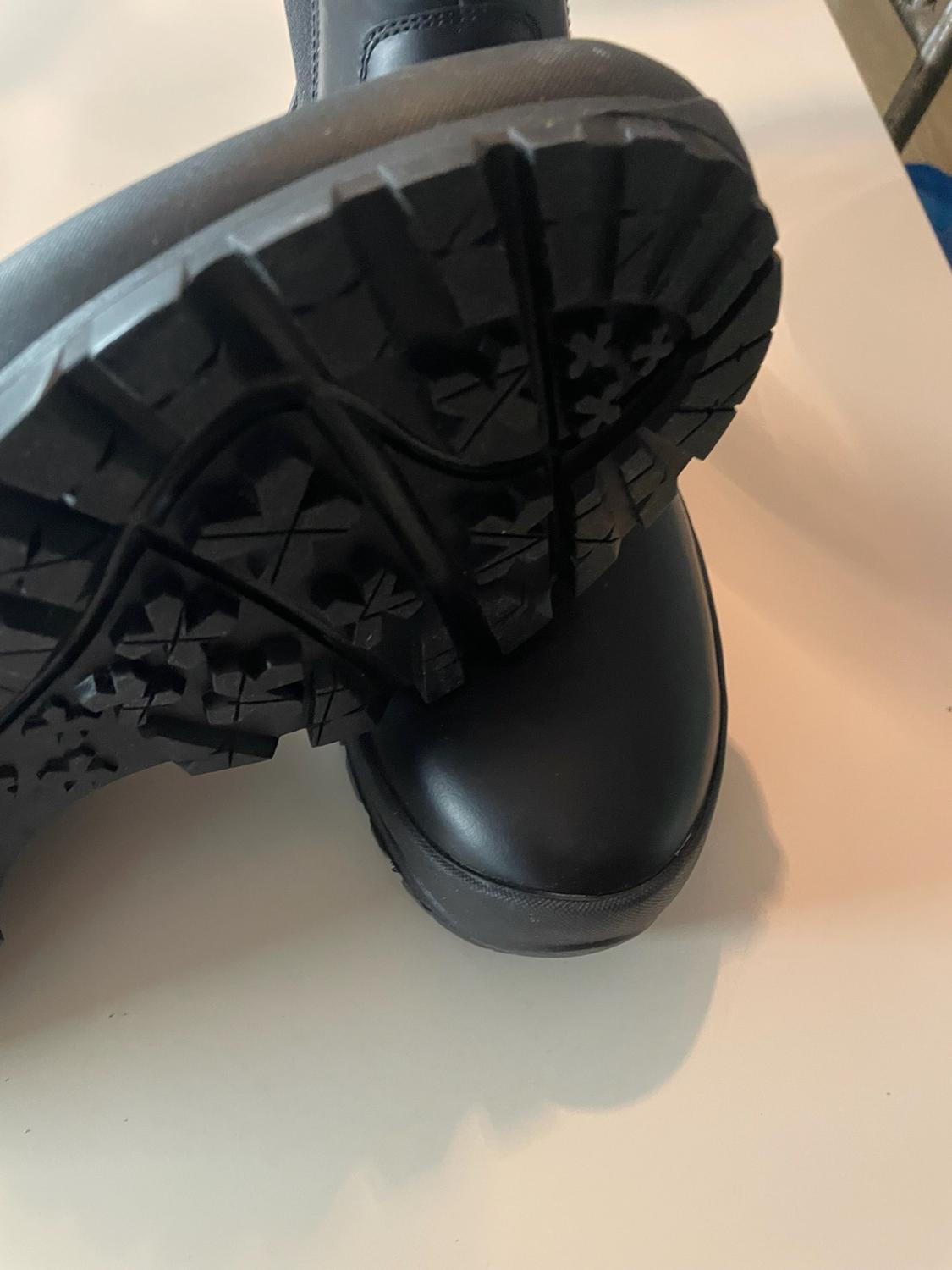 VIBRAM® LEATHER CHELSEA ANKLE BOOTS - Image 4