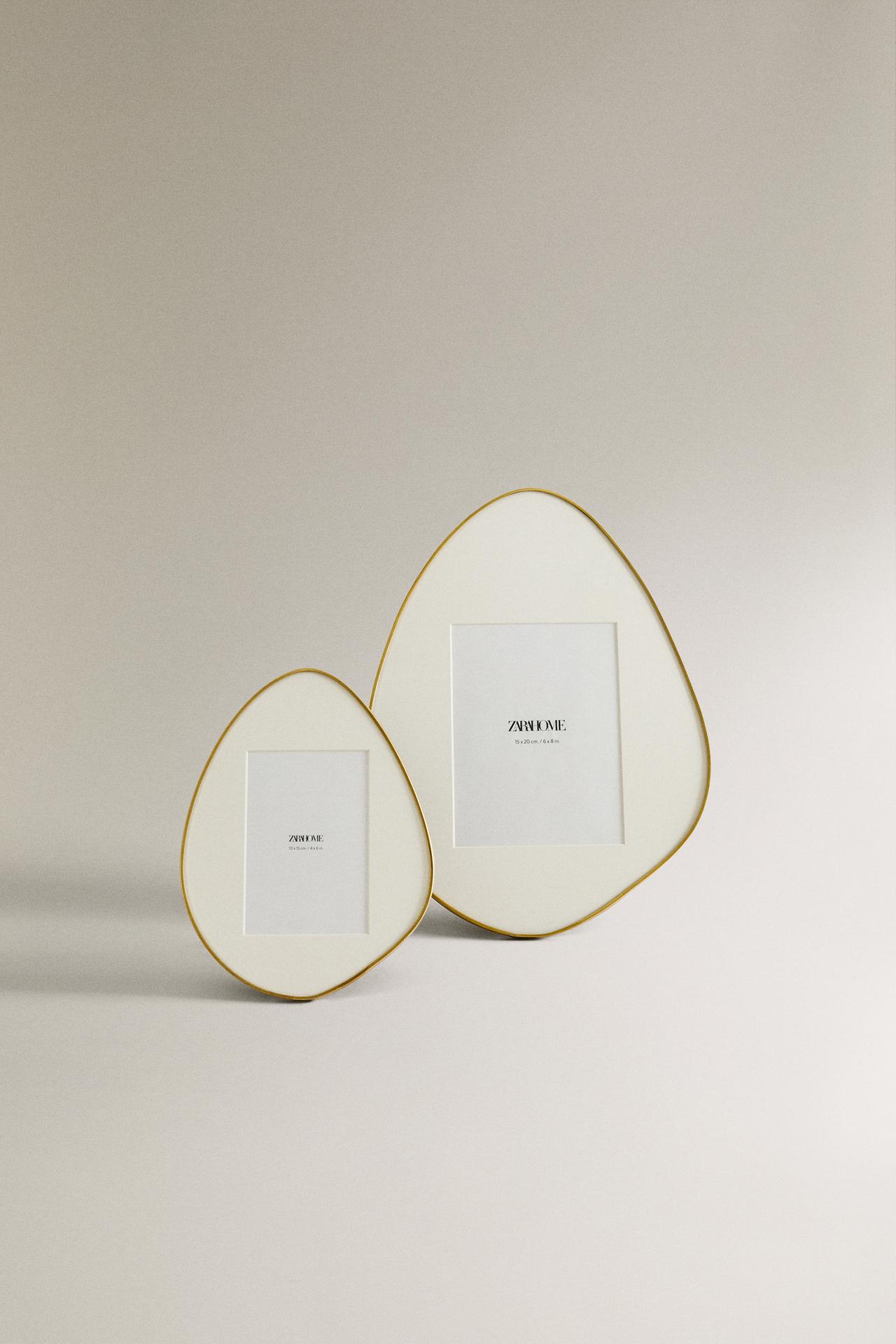 IRREGULAR SHAPE PICTURE FRAME — Golden